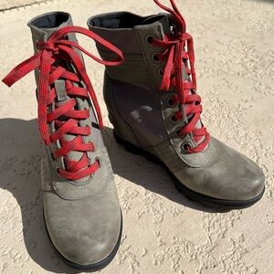 Sorel PDX Wedge Booties 7